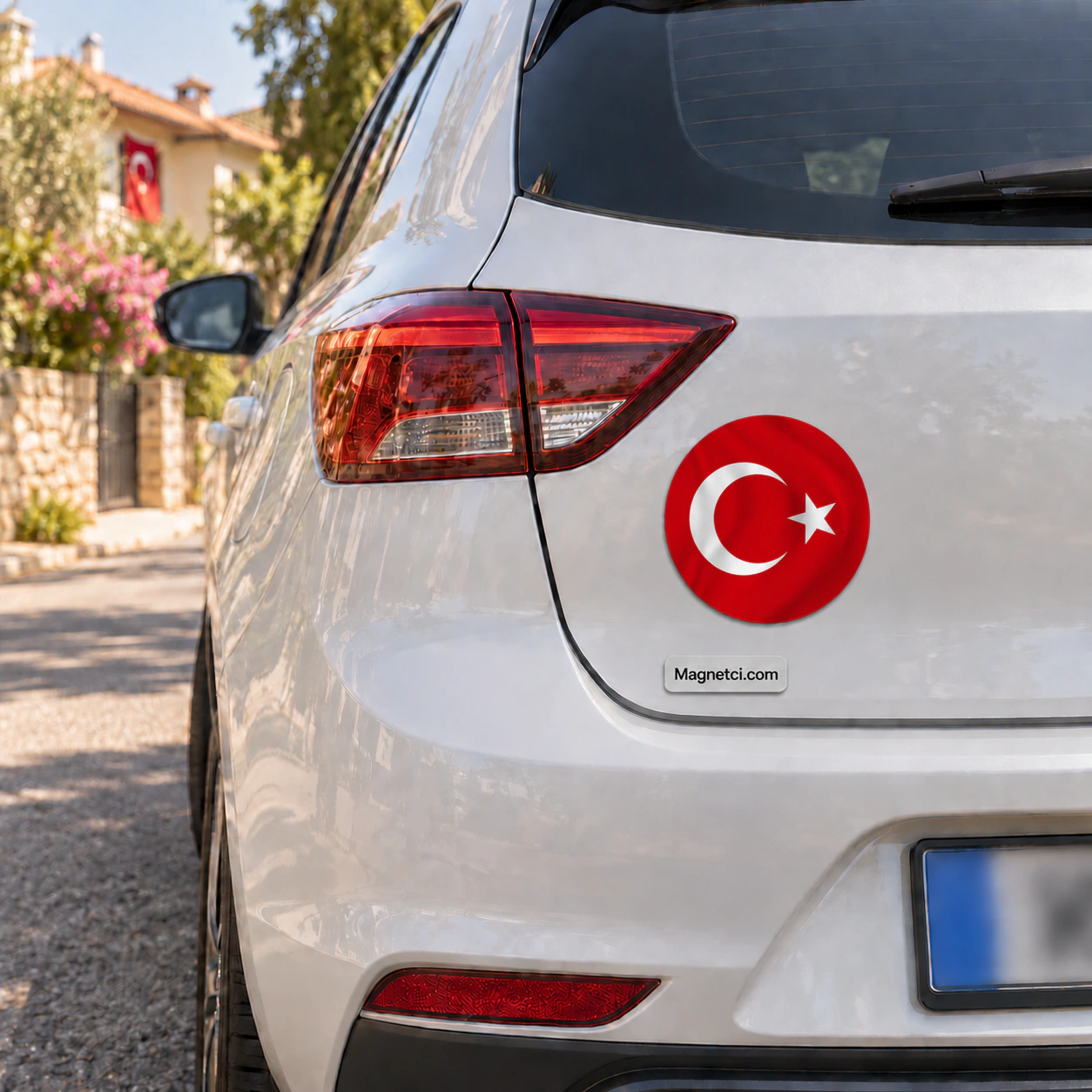 KOAM-04 Kişiye Özel Araç Magneti kullanım senaryosu