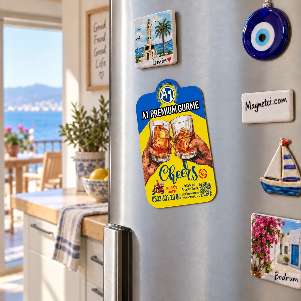 OKM-01 deniz manzaralı buzdolabı özel kesim magnet kullanım görseli